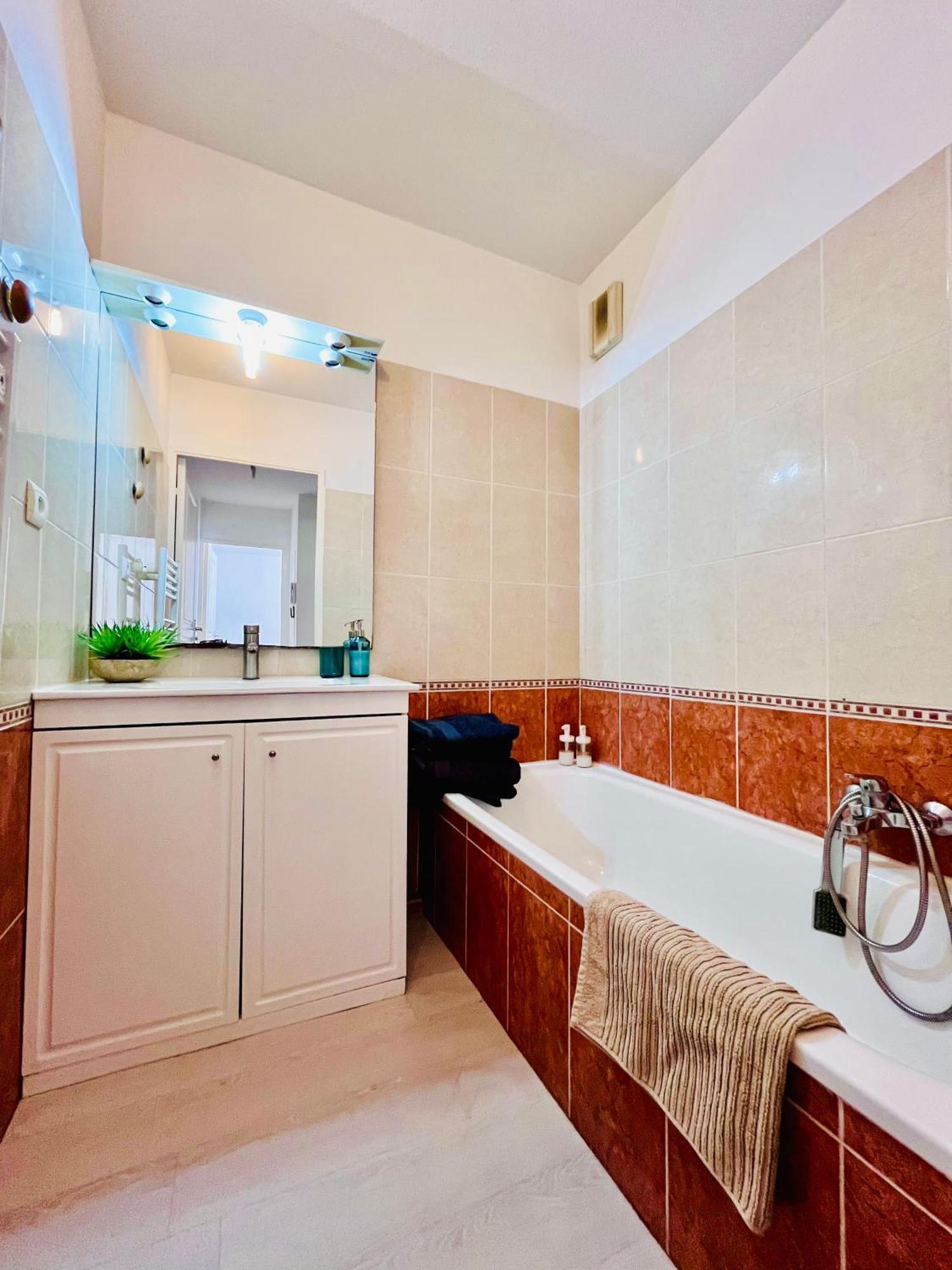 Magnificent Renovated Apartment, 2 Rooms Of 45 M2, Close Tothe Sea, Top Floor, Terrace Ницца Экстерьер фото